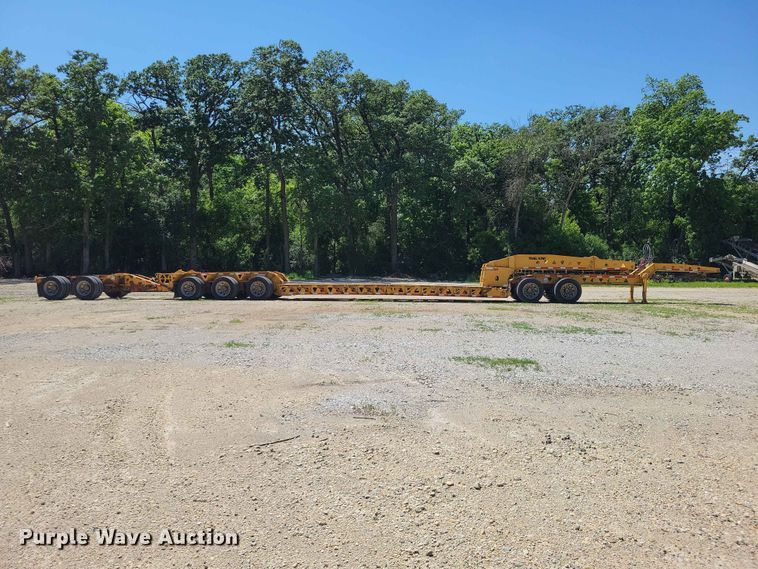 image for item EE1047 2010 Trail King lowboy equipment trailer