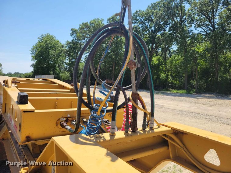 image for item EE1047 2010 Trail King lowboy equipment trailer