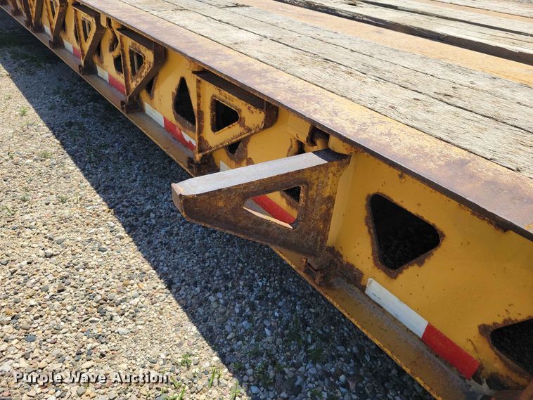 image for item EE1047 2010 Trail King lowboy equipment trailer