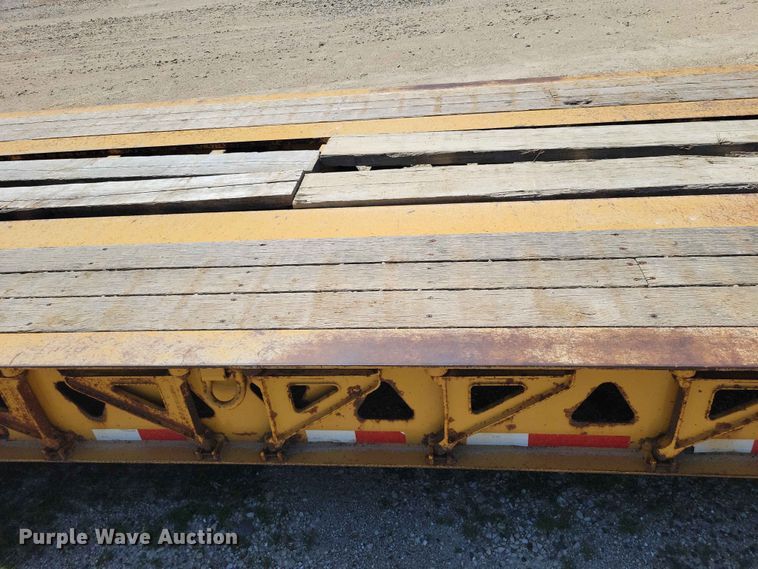 image for item EE1047 2010 Trail King lowboy equipment trailer