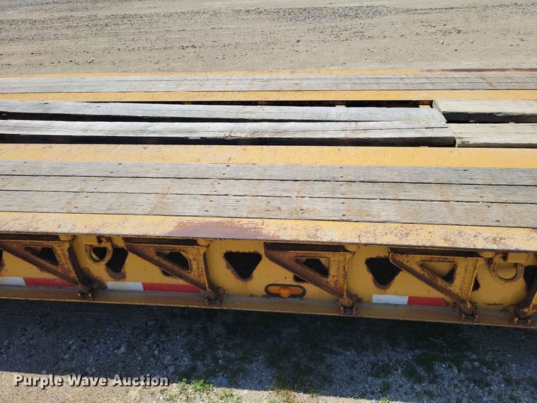 image for item EE1047 2010 Trail King lowboy equipment trailer