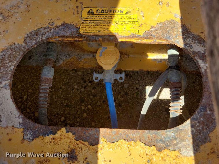 image for item EE1047 2010 Trail King lowboy equipment trailer