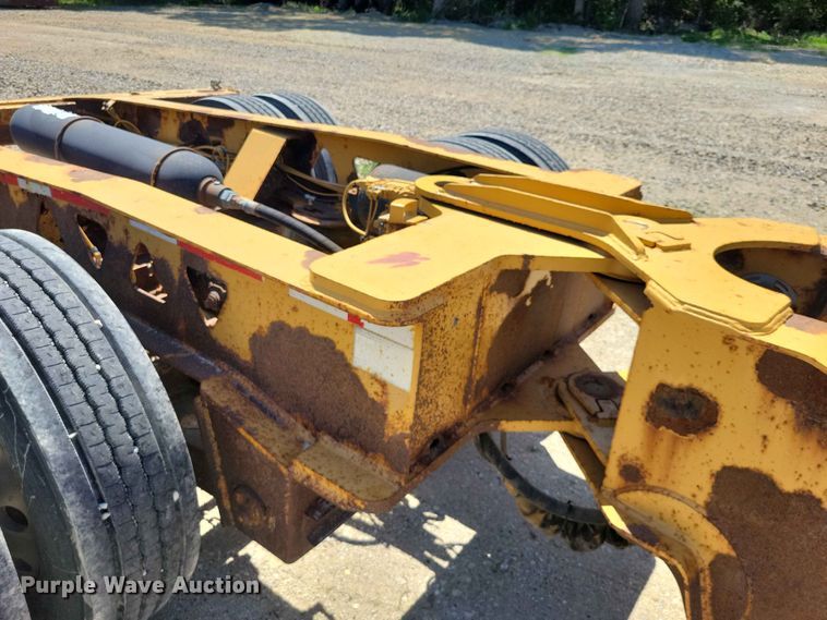 image for item EE1047 2010 Trail King lowboy equipment trailer