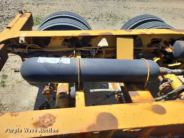 image for item EE1047 2010 Trail King lowboy equipment trailer