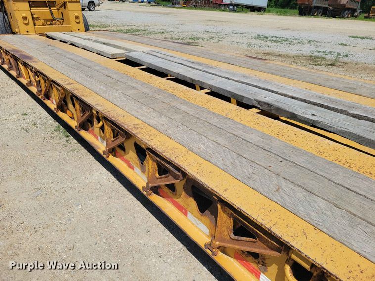 image for item EE1047 2010 Trail King lowboy equipment trailer