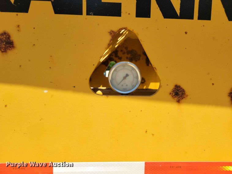 image for item EE1047 2010 Trail King lowboy equipment trailer