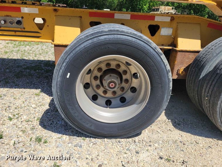 image for item EE1047 2010 Trail King lowboy equipment trailer