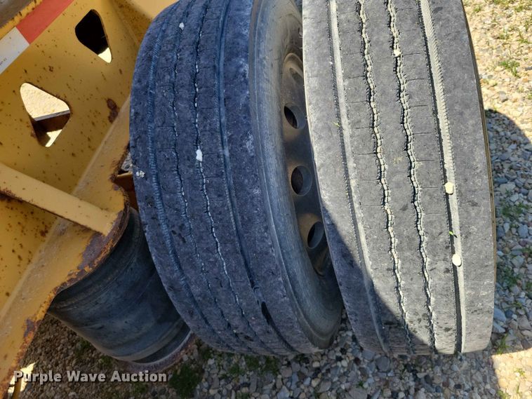 image for item EE1047 2010 Trail King lowboy equipment trailer