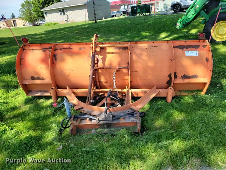 image for item EE1095 Henderson 10x42 (3) snow plows