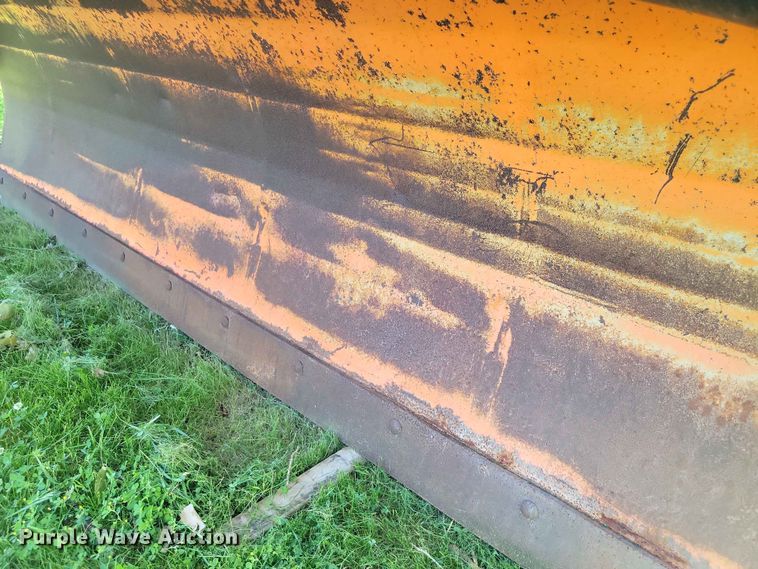 image for item EE1095 Henderson 10x42 (3) snow plows