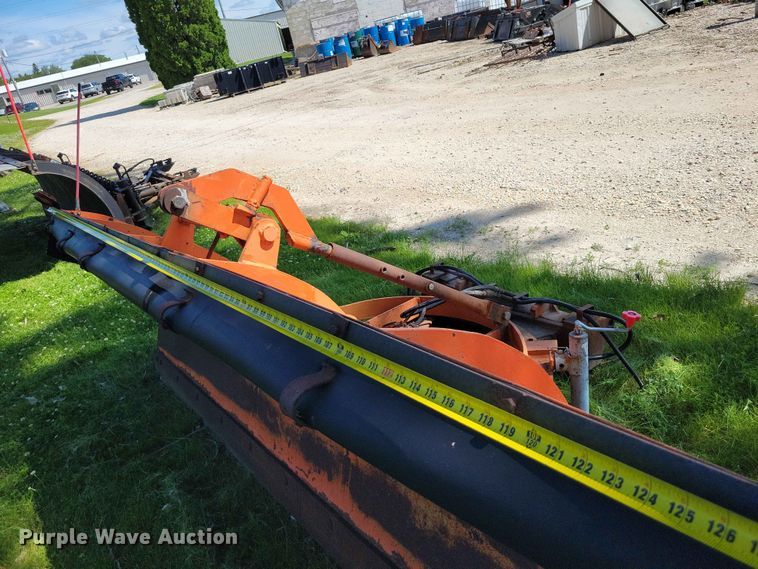 image for item EE1095 Henderson 10x42 (3) snow plows