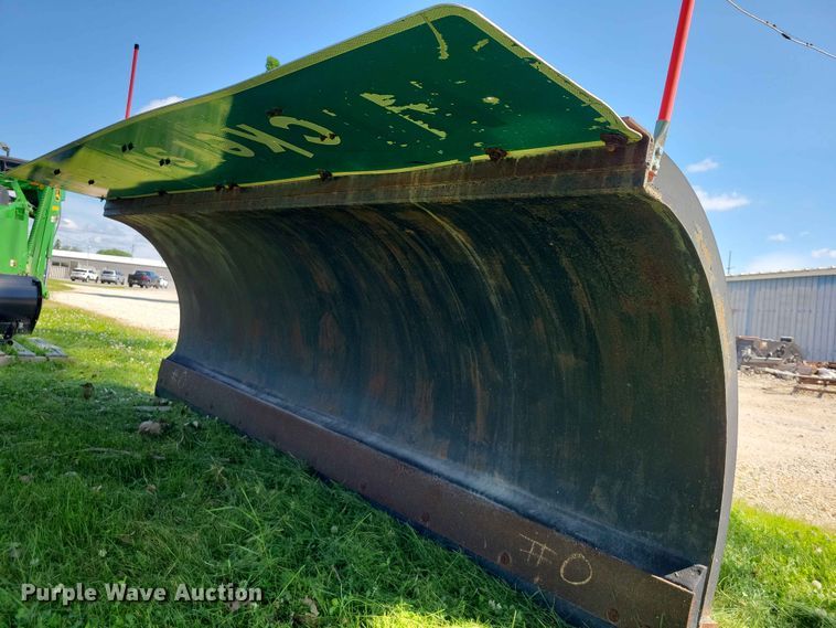 image for item EE1095 Henderson 10x42 (3) snow plows
