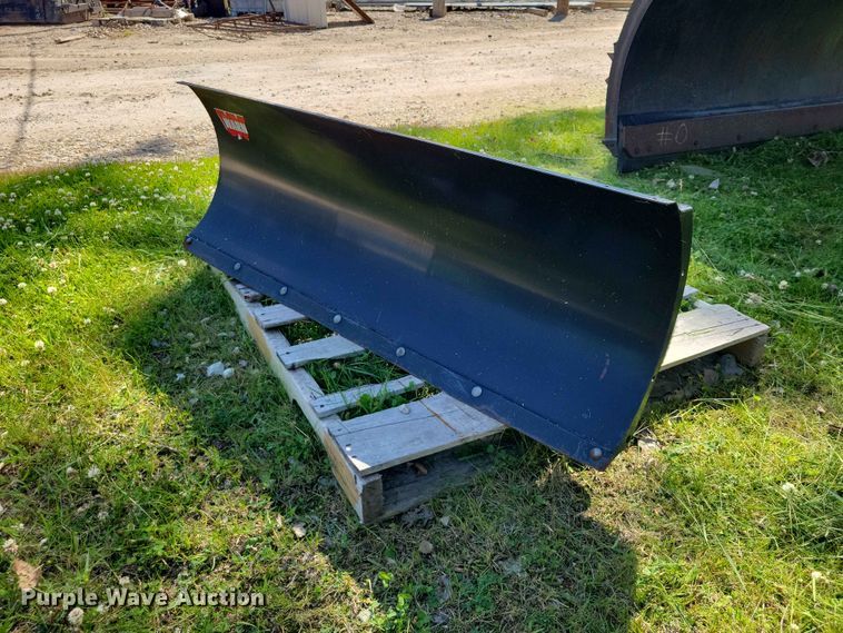 image for item EE1095 Henderson 10x42 (3) snow plows
