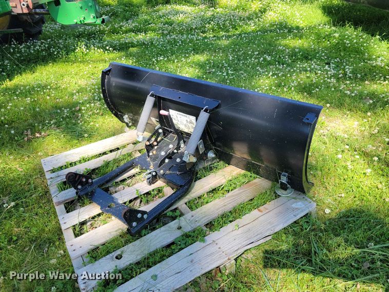 image for item EE1095 Henderson 10x42 (3) snow plows
