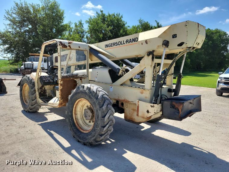 image for item EE1096 Ingersol-Rand VR-642 telehandler