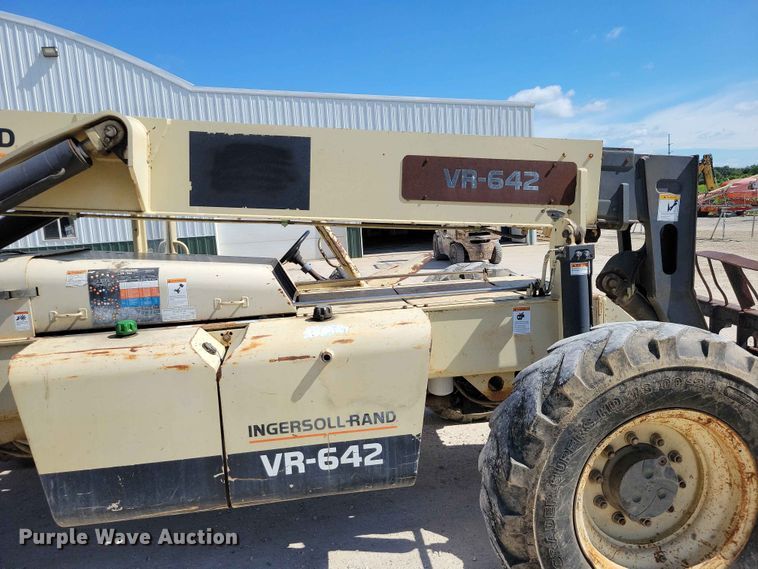 image for item EE1096 Ingersol-Rand VR-642 telehandler