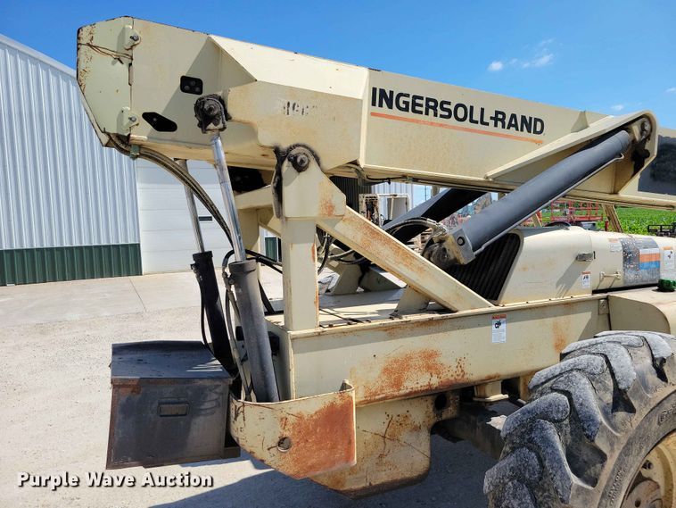 image for item EE1096 Ingersol-Rand VR-642 telehandler