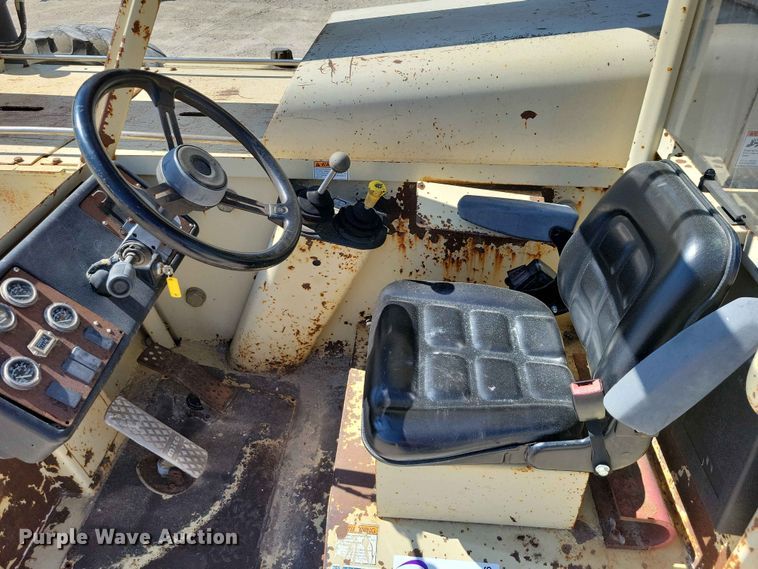 image for item EE1096 Ingersol-Rand VR-642 telehandler
