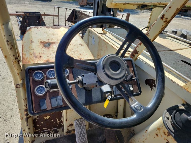 image for item EE1096 Ingersol-Rand VR-642 telehandler