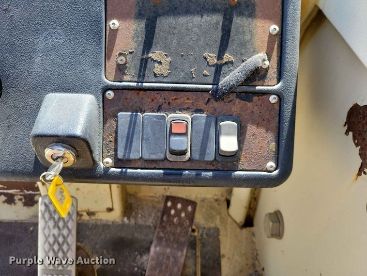 image for item EE1096 Ingersol-Rand VR-642 telehandler