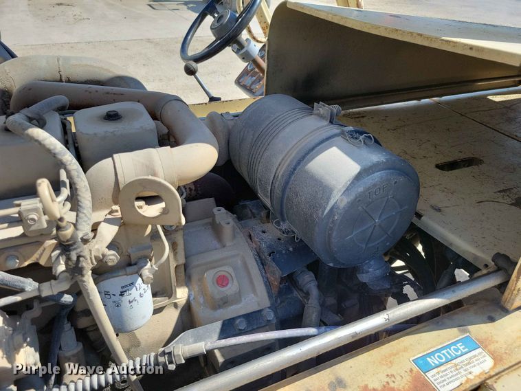 image for item EE1096 Ingersol-Rand VR-642 telehandler