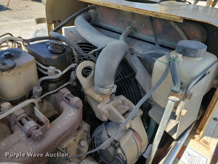 image for item EE1096 Ingersol-Rand VR-642 telehandler