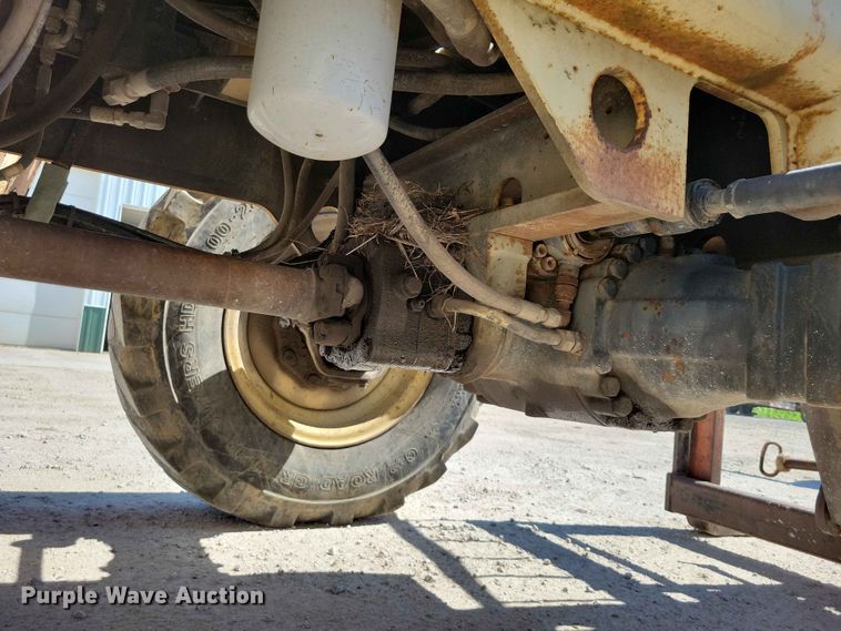 image for item EE1096 Ingersol-Rand VR-642 telehandler