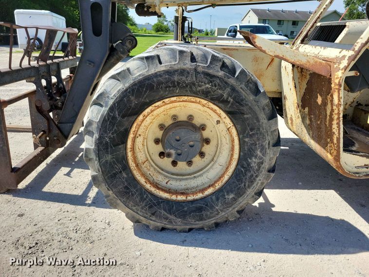 image for item EE1096 Ingersol-Rand VR-642 telehandler