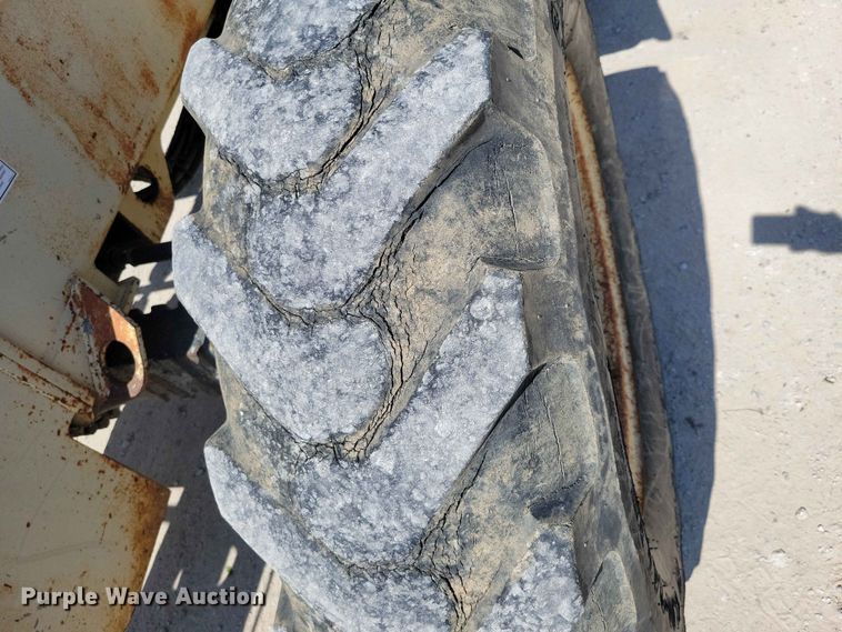 image for item EE1096 Ingersol-Rand VR-642 telehandler