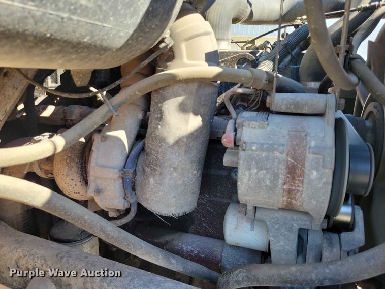 image for item EE1097 1999 International 4900 dump flatbed truck