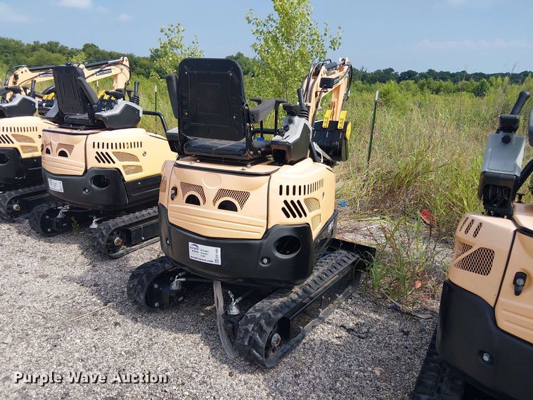 image for item EE1485 2024 Erie Industries EM15 mini excavator