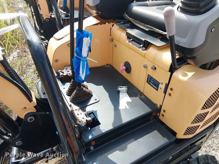 image for item EE1485 2024 Erie Industries EM15 mini excavator