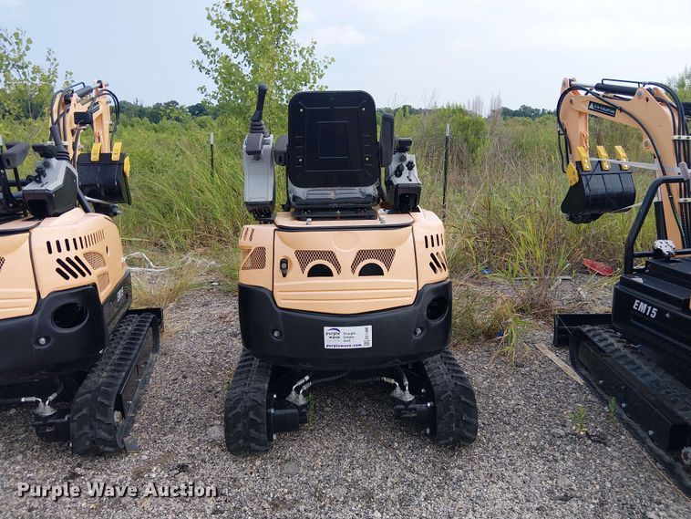 image for item EE1486 2024 Erie Industries EM15 mini excavator
