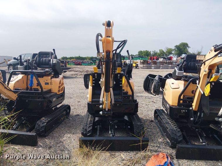 image for item EE1487 2024 Erie Industries EM15 mini excavator