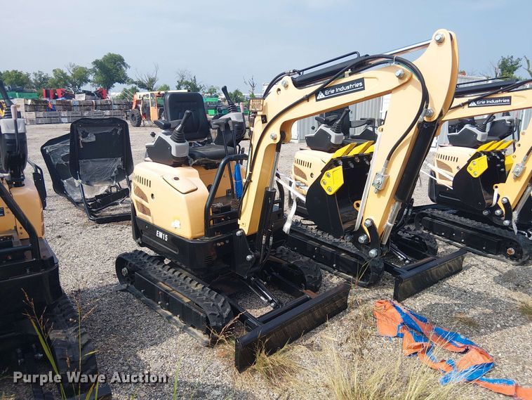 image for item EE1487 2024 Erie Industries EM15 mini excavator