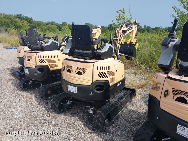 image for item EE1487 2024 Erie Industries EM15 mini excavator