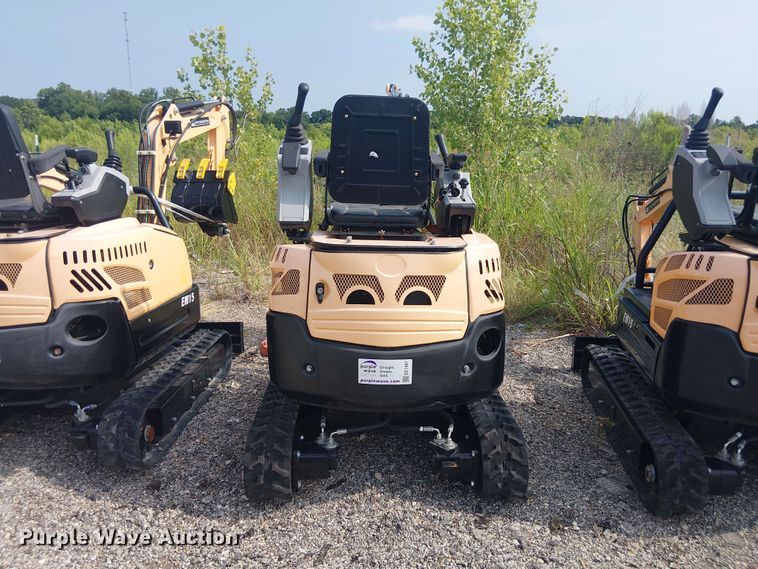 image for item EE1487 2024 Erie Industries EM15 mini excavator