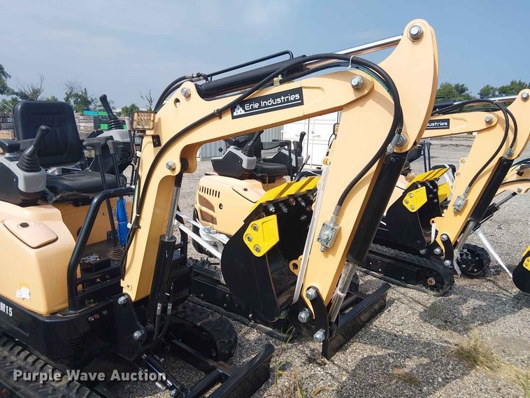 image for item EE1487 2024 Erie Industries EM15 mini excavator