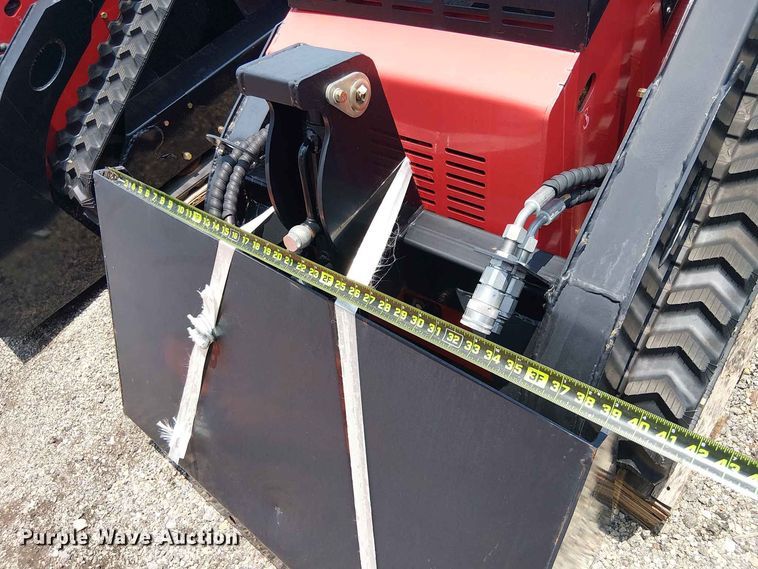 image for item EE1506 Erie Industries SCL850 compact utility loader