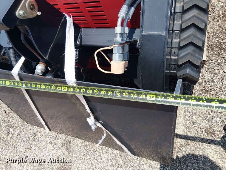 image for item EE1507 Erie Industries SCL850 compact utility loader