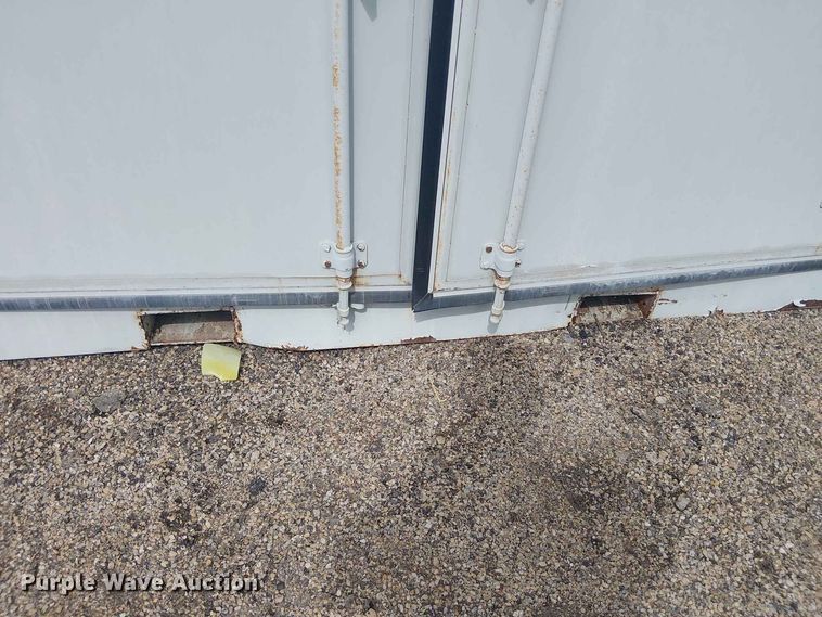 image for item EE1553 Shipping container