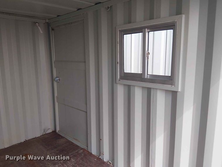 image for item EE1553 Shipping container
