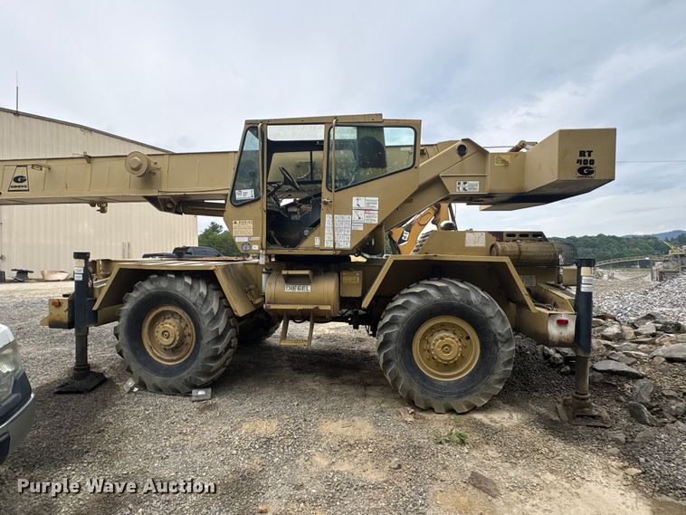 image for item EF1232 1986 Grove RT422 crane