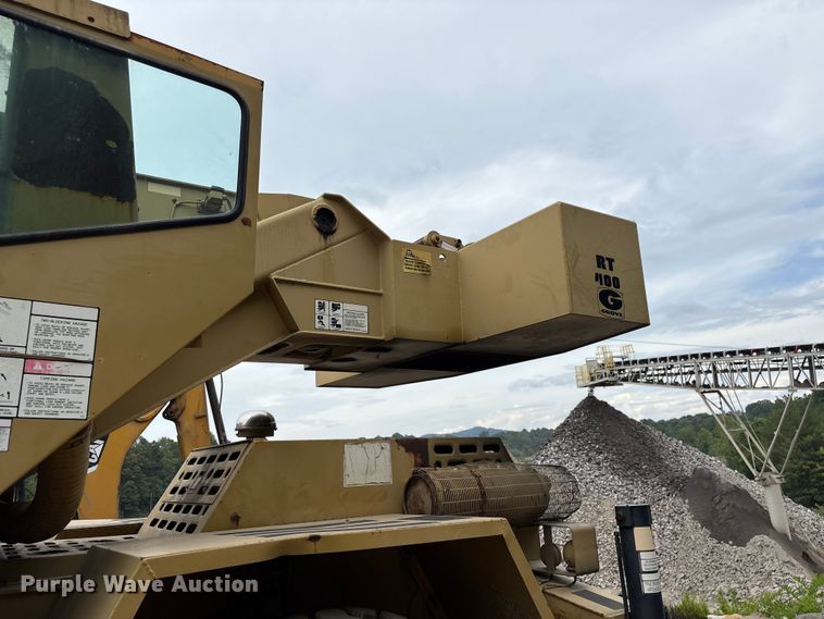 image for item EF1232 1986 Grove RT422 crane