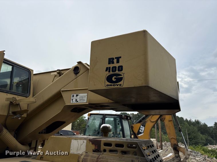 image for item EF1232 1986 Grove RT422 crane