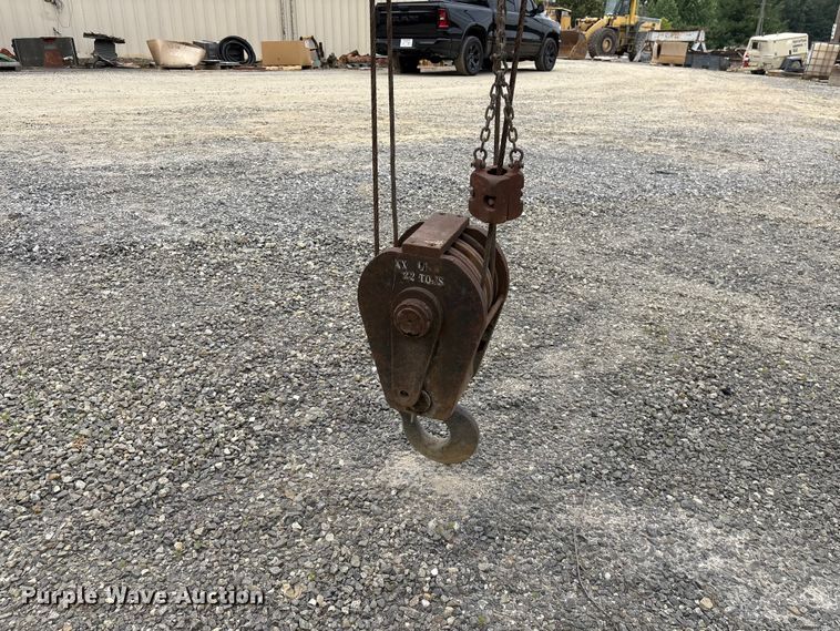 image for item EF1232 1986 Grove RT422 crane