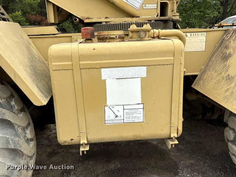 image for item EF1232 1986 Grove RT422 crane