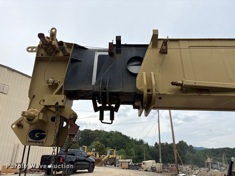 image for item EF1232 1986 Grove RT422 crane