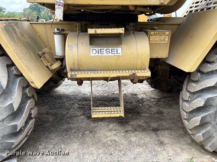 image for item EF1232 1986 Grove RT422 crane