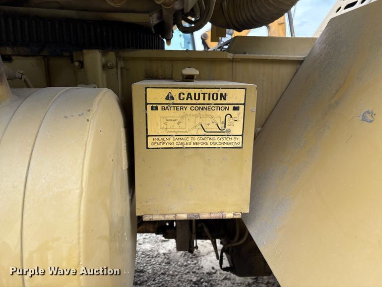 image for item EF1232 1986 Grove RT422 crane